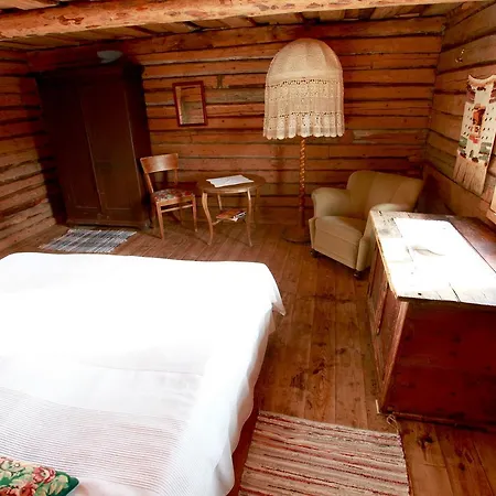 Bed & Breakfast Metsara 3*