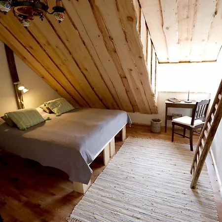 Metsara Bed & Breakfast