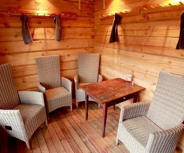 krevet i doručak Metsara 3*